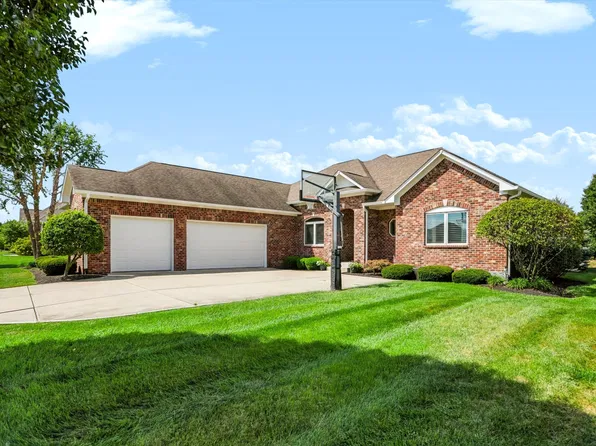 1812 Golden Field Dr, Greenwood, IN 46143