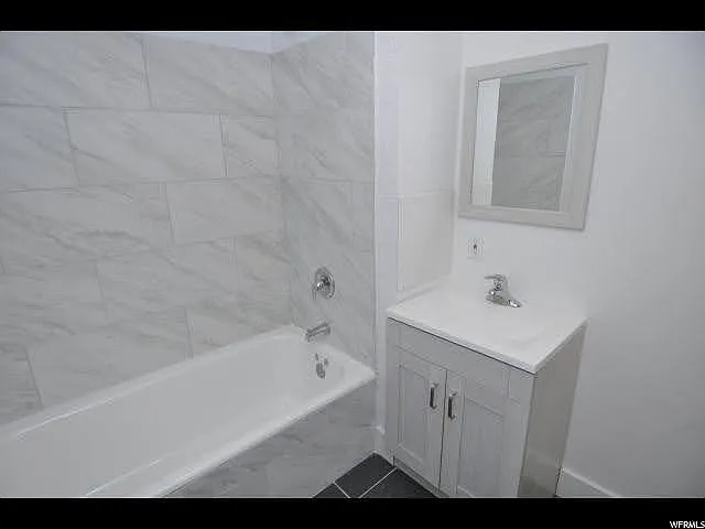S 1830 W — Photo 11