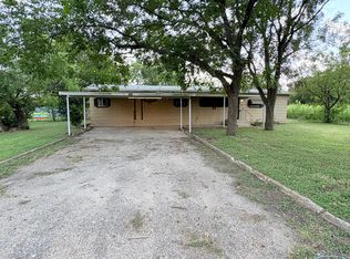 328 Leroy Pkwy, Elm Mott, TX 76640