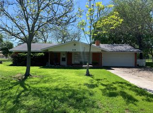 219 Flamingo Cir, Highland Haven, TX 78654