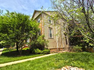 12208 Grassy Hill Ct, Fairfax, VA 22033