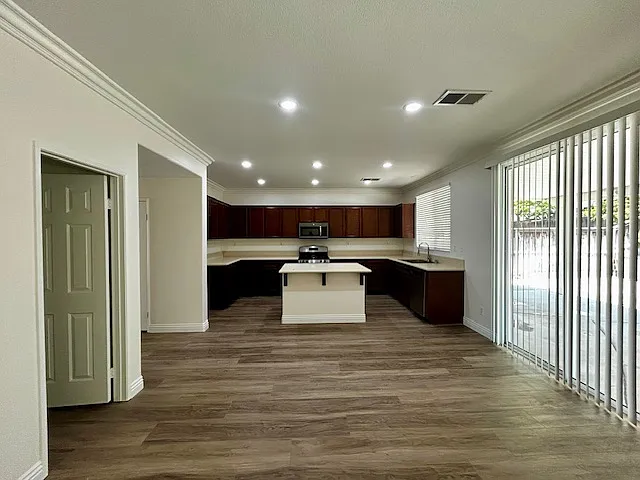 6510 Peach Blossom St — Photo 3