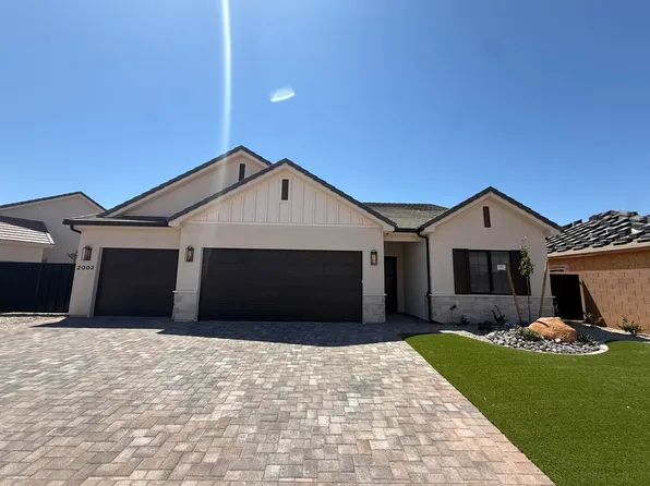 2002 N Creek Side Ct, Washington, UT 84780