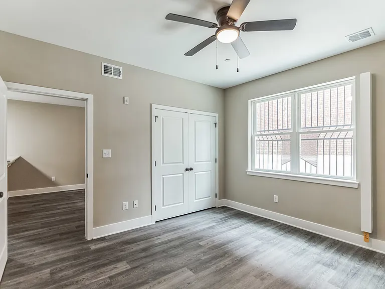 1200 W Loudon St #103 — Photo 7