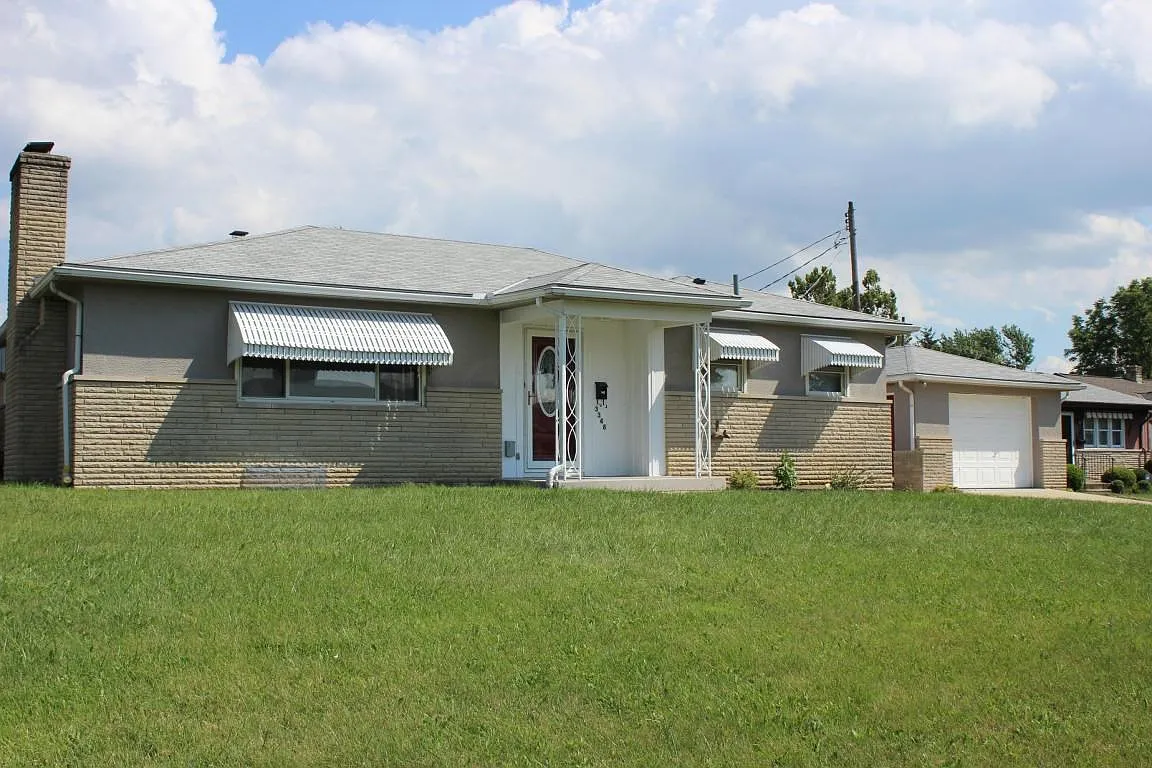 3348 Norwood St photo 1