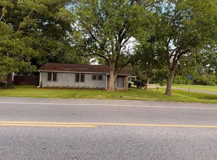 1102 E 2nd St, Sweeny, TX 77480