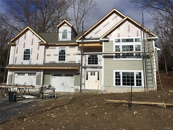 4th image of 122 Shore Dr