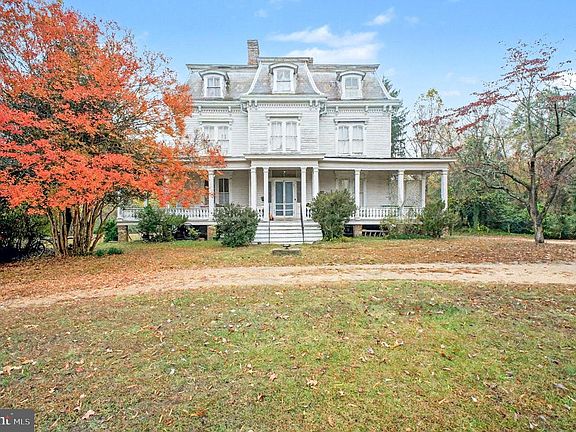 2nd image of 900 Ficklen Rd