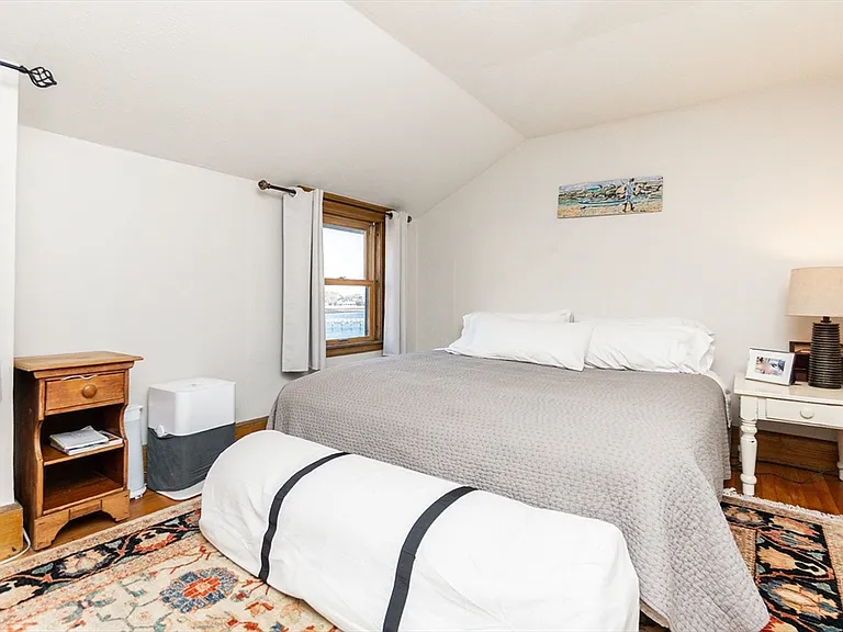 322 Humphrey St #1 — Photo 3