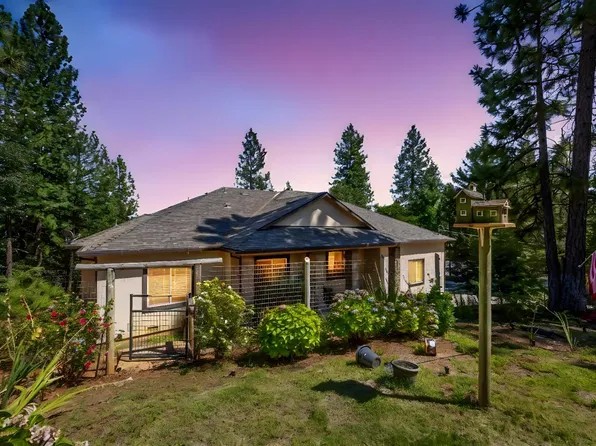 6225 Green Ridge Dr, Foresthill, CA 95631