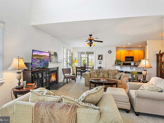 2nd image of 11132 Signature Blvd