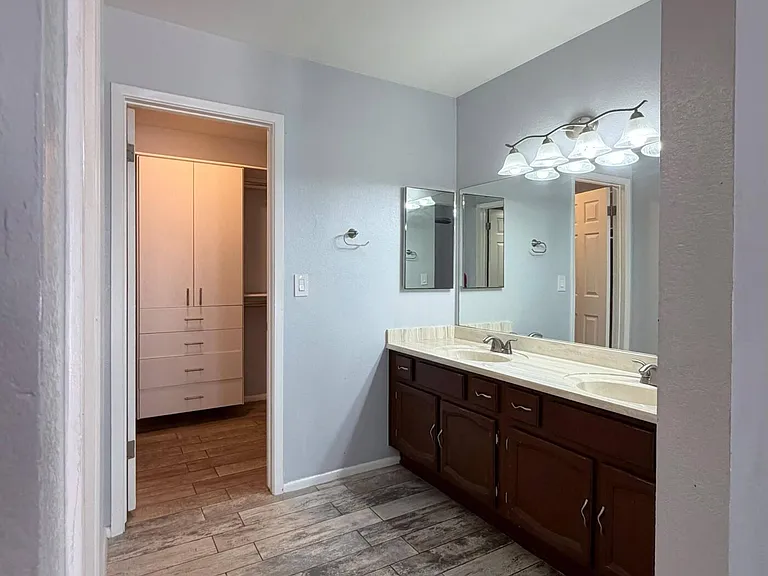 11815 N 65th Ave — Photo 31