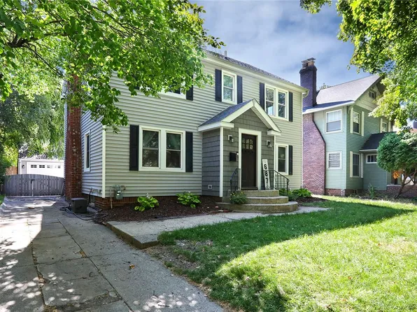 687 Polk Blvd, Des Moines, IA 50312