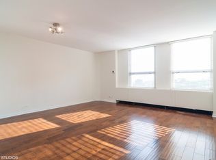 2626 N Lakeview Ave APT 705, Chicago, IL 60614