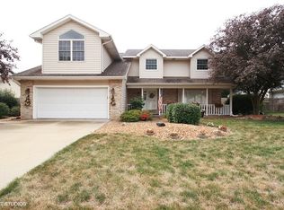 12 Old Farm North Ct, Bradley, IL 60915