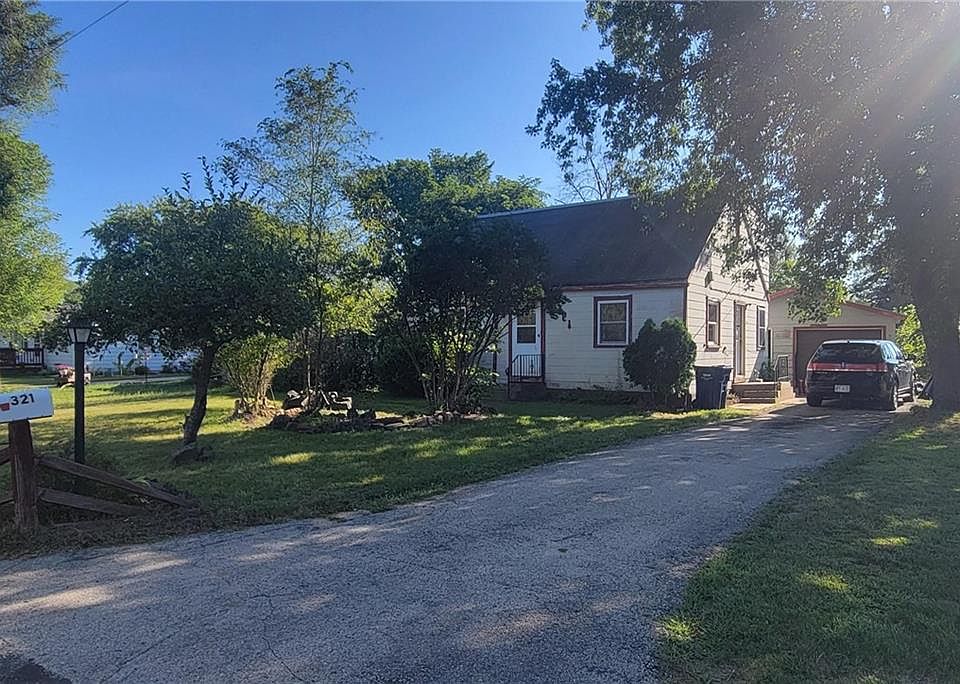 1st image of 321 Woodlawn Avenue