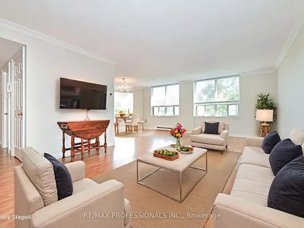 58 Church St E #503, Brampton, ON L6V 4A8