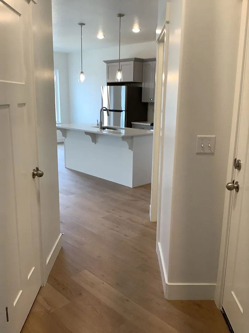 New Construction Townhome Located in Prime Saratoga Springs Location. — Photo 2