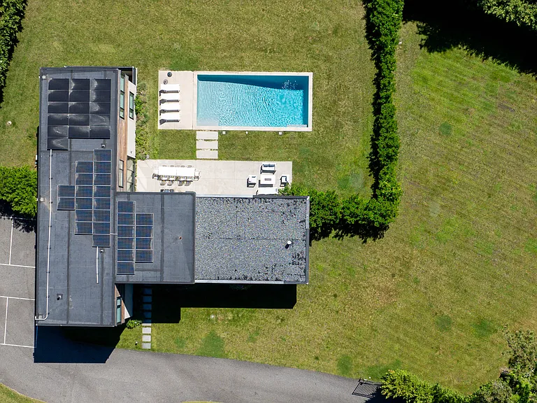 71 Eastway Dr — Photo 27