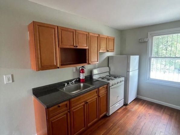 268 Ellis Ave #G3