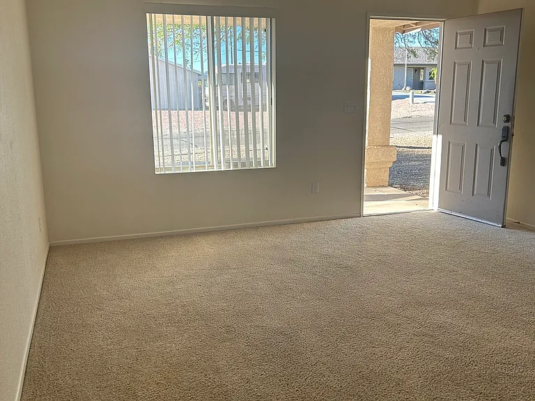 3720 Churchill Dr — Photo 3