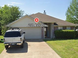 211 Ash Dr, Bullard, TX 75757