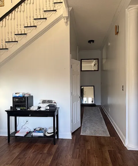 822 Crawford Ave — Photo 3