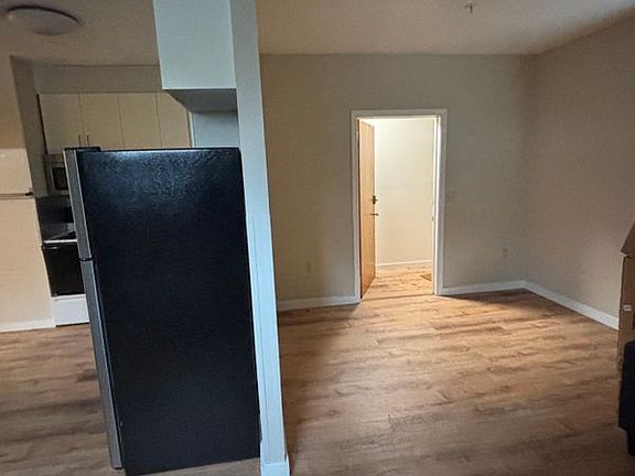 4th image of 74 Boston Post Rd APT C