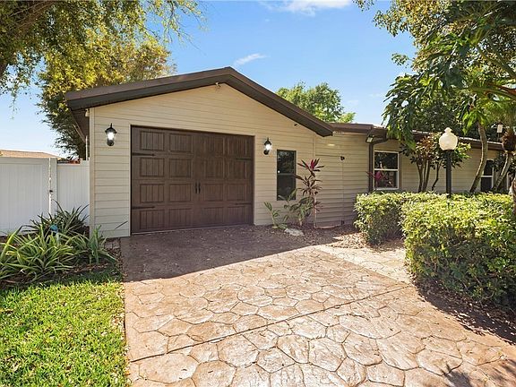 4th image of 1432 SE 30th St