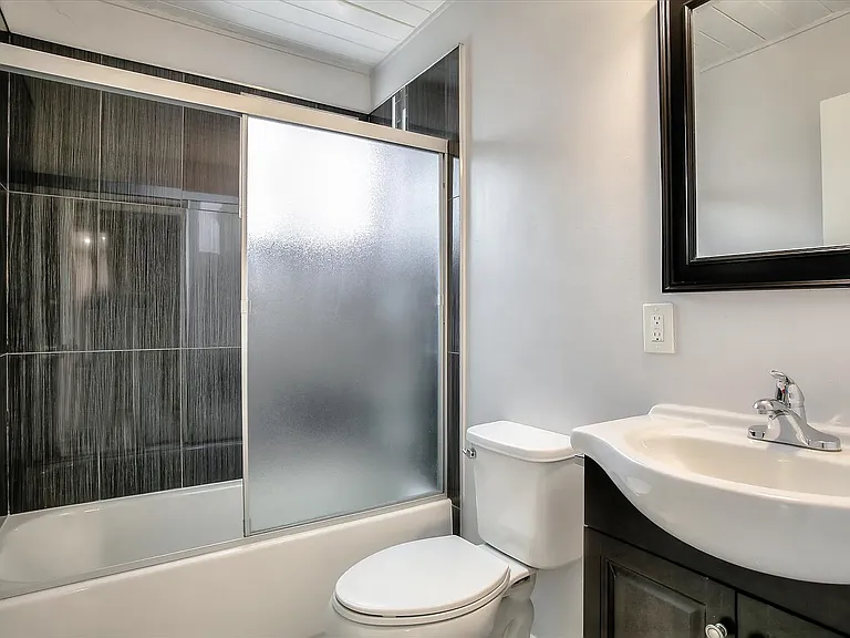 27 Carnegie Dr — Photo 18