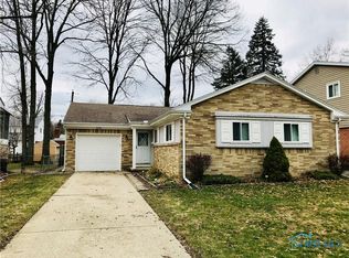 6121 Katherine Ave, Toledo, OH 43613