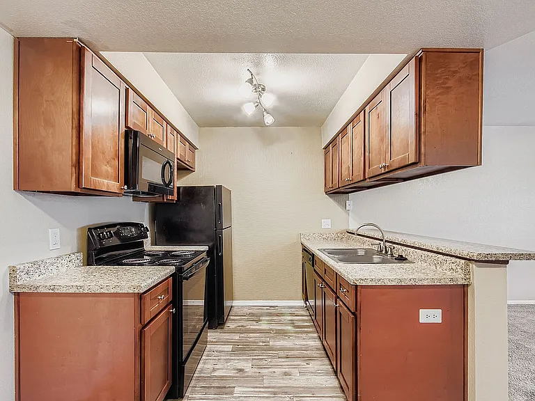 Rise Mountain Ridge — Photo 46
