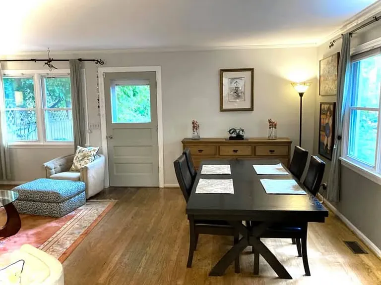 1260 Park Ave — Photo 8