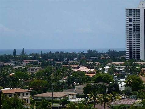 1st image of 427 Golden Isles Dr APT 12B