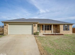 420 Shiloh Dr, Conway, AR 72032