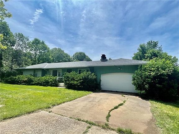 2nd image of 5901 Barrymore Dr