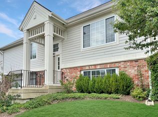 3381 Cameron Dr, Elgin, IL 60124