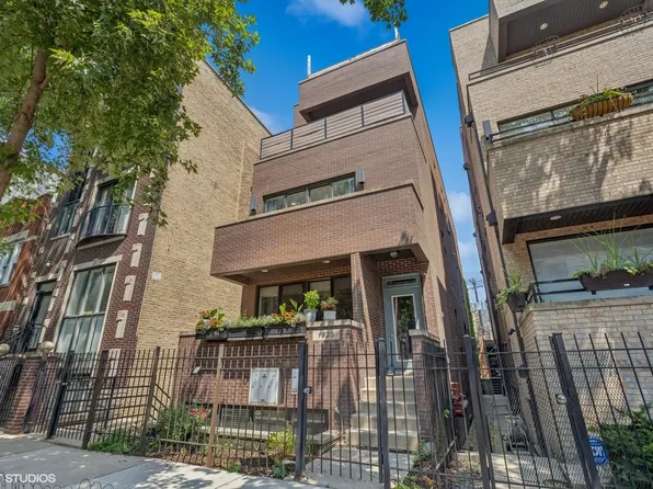 (undisclosed Address), Chicago, IL 60622