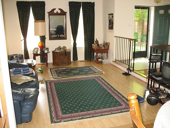 2nd image of 3126 Windwood Farms Dr