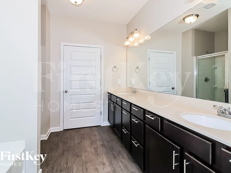 209 Prescott Cir — Photo 10