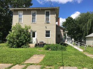 24 Osborne St, Wellsville, NY 14895