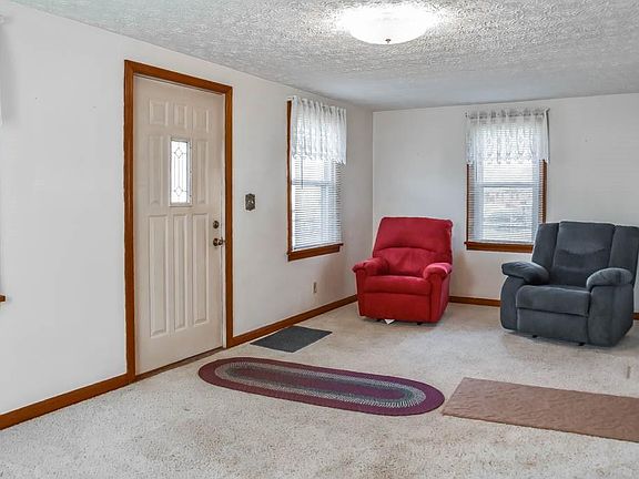 3rd image of 304 Lennox Ave NW