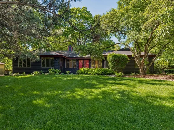 10471 W Pickford Ave, Beach Park, IL 60099