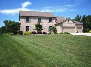 4840 Cabriolet Ln, Maumee, OH 43537