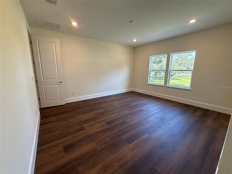 16645 Lone Oak Cir — Photo 24