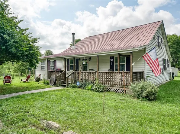1199 Ashburn Rd, Monterey, TN 38574