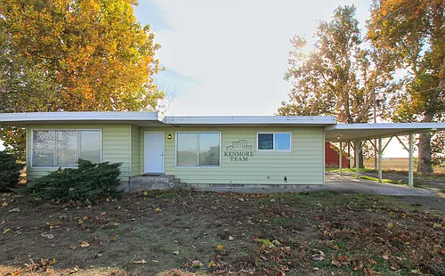 10111 Eltopia West Rd Photo 1