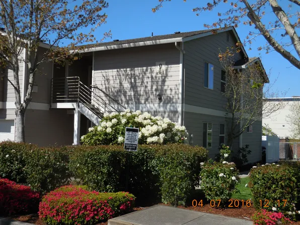15052 NW Central Dr, Portland, OR 97229
