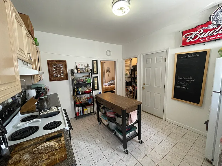 66 Brooks St #2 — Photo 9