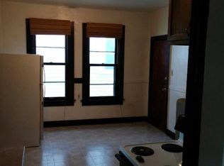 5118 S Packard Ave #LR, Cudahy, WI 53110